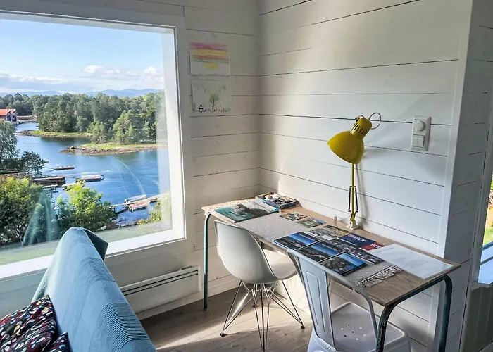 Lauvlid By Interhome Tysnes