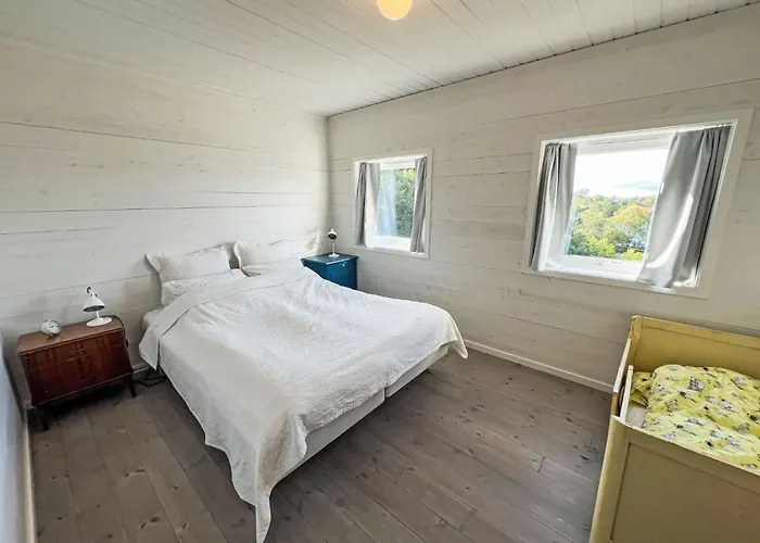 Lauvlid By Interhome * Tysnes