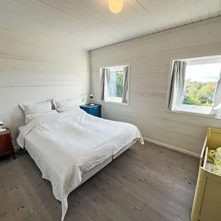 Lauvlid By Interhome * Tysnes