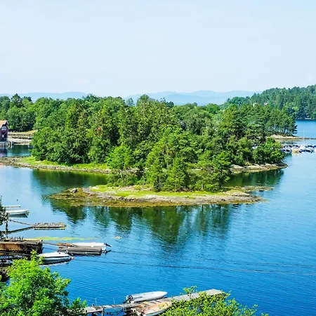 Lauvlid By Interhome * Tysnes